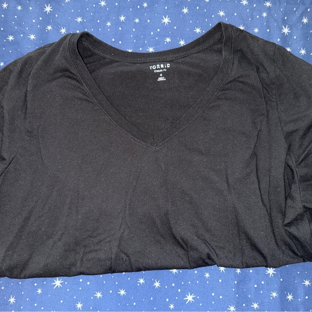 Torrid Black Short Sleeve V-Neck Tee